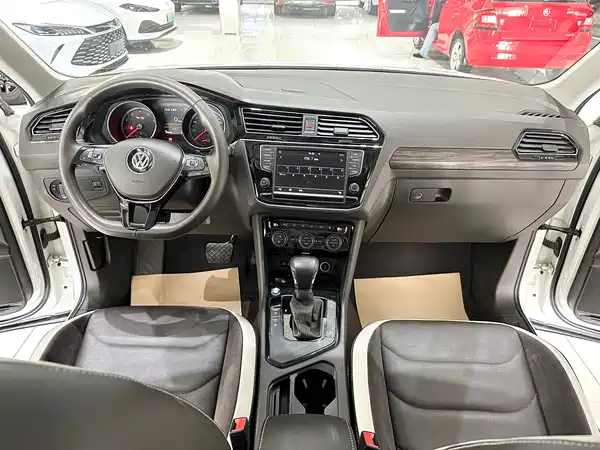 Volkswagen Tiguan L 2018
