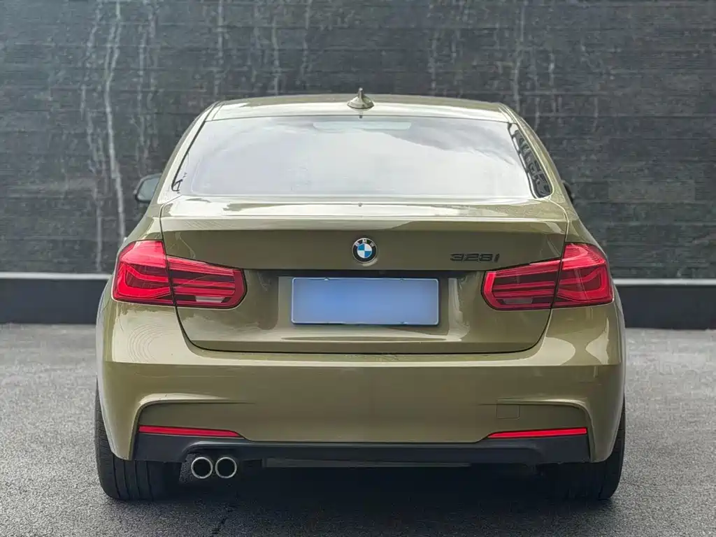 BMW 3 Series 2016 — фото 9