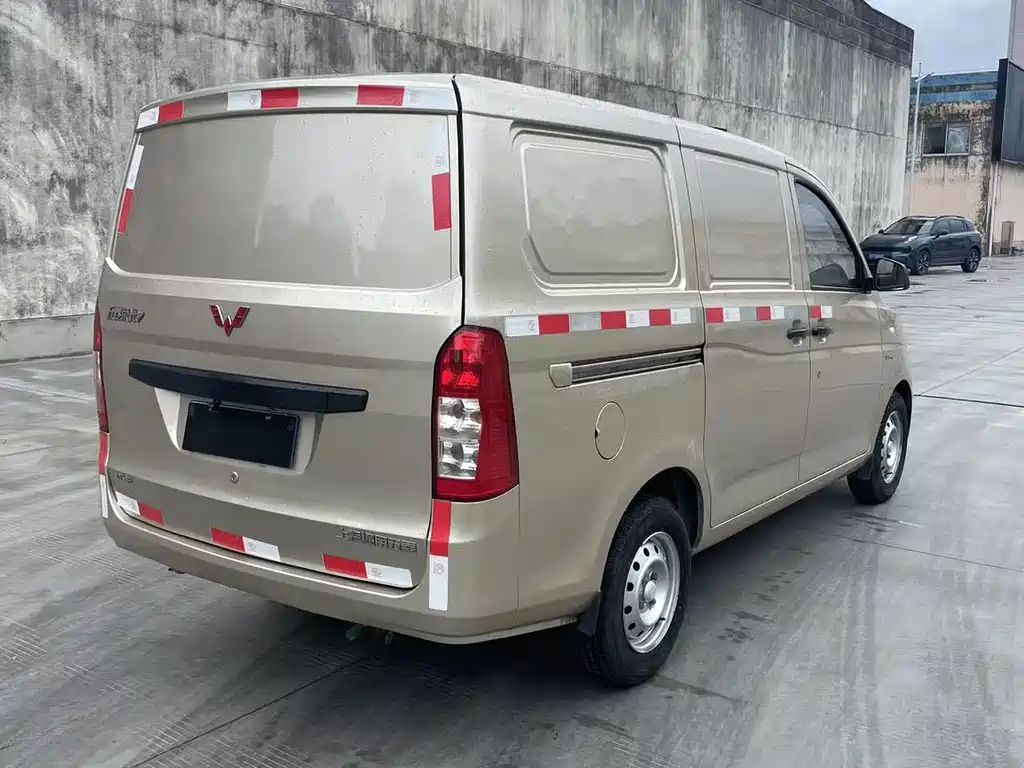 Wuling Rongguang V 2019
