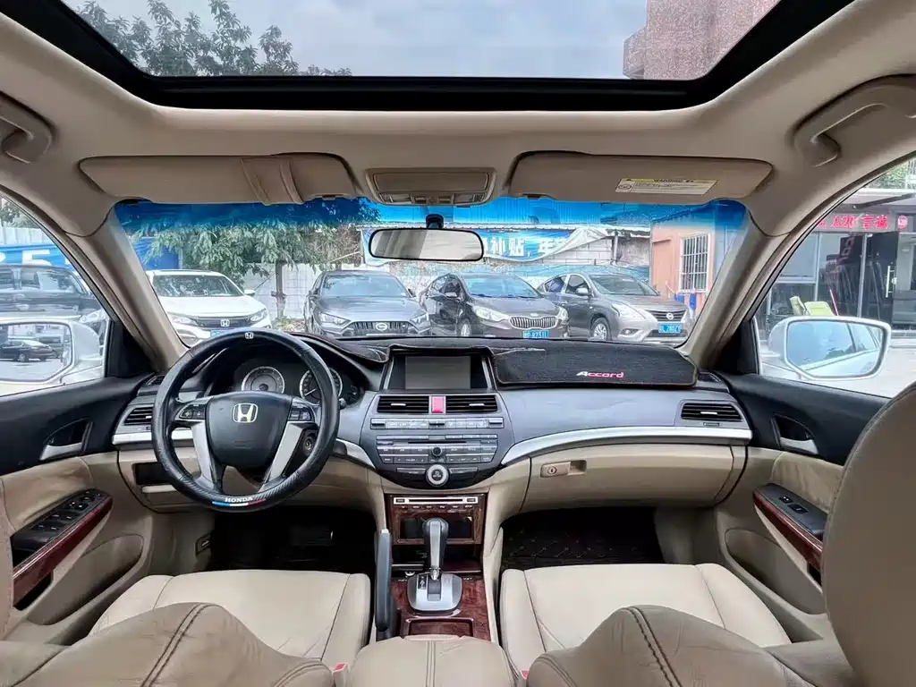 Honda Accord 2011
