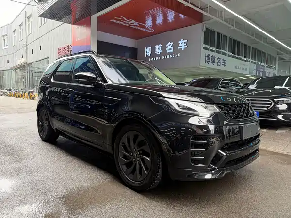 Land Rover Discovery 2023