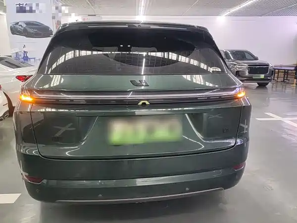 Li Auto L7 2025