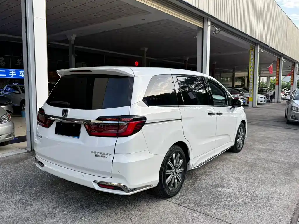Honda Odyssey 2022 — фото 14