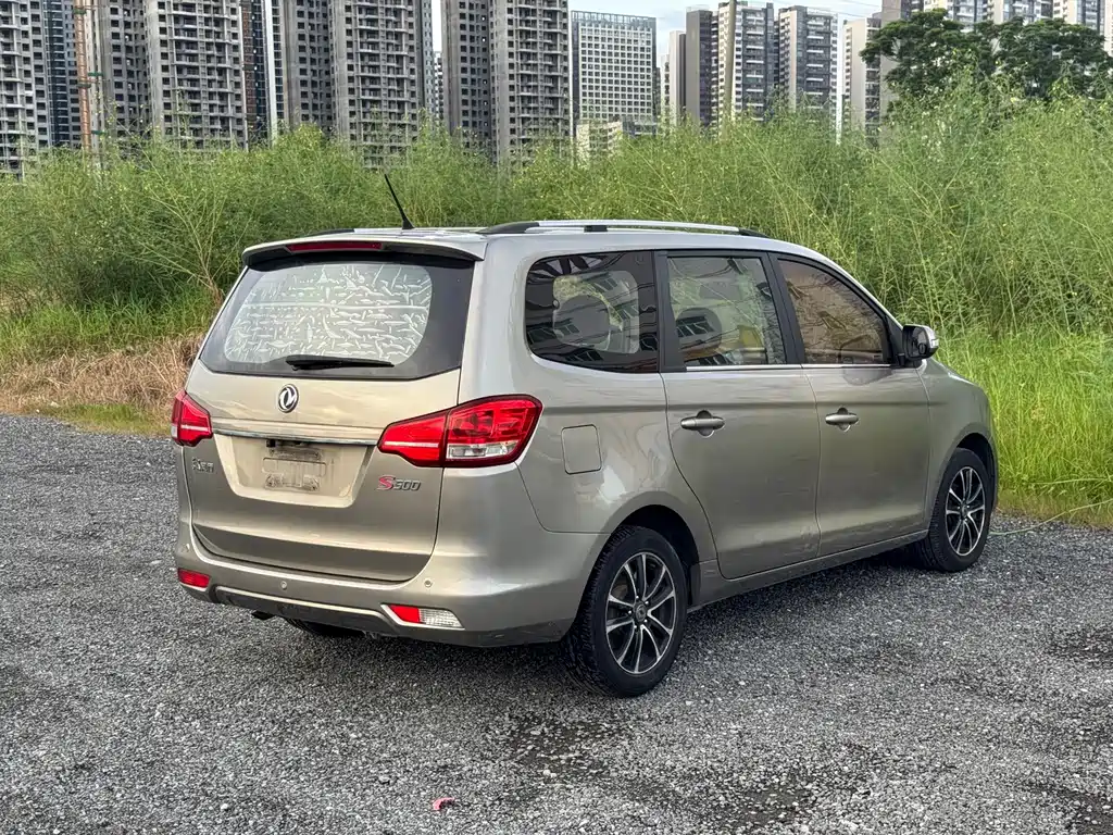 Dongfeng Fengxing S500 2017 — фото 5
