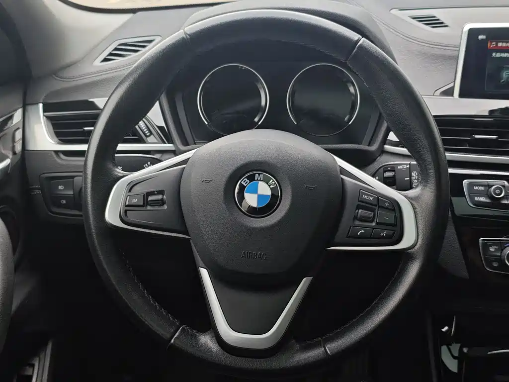 BMW X2 2019 — фото 10