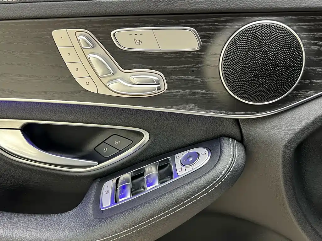Mercedes-Benz C-Class 2021 — фото 19