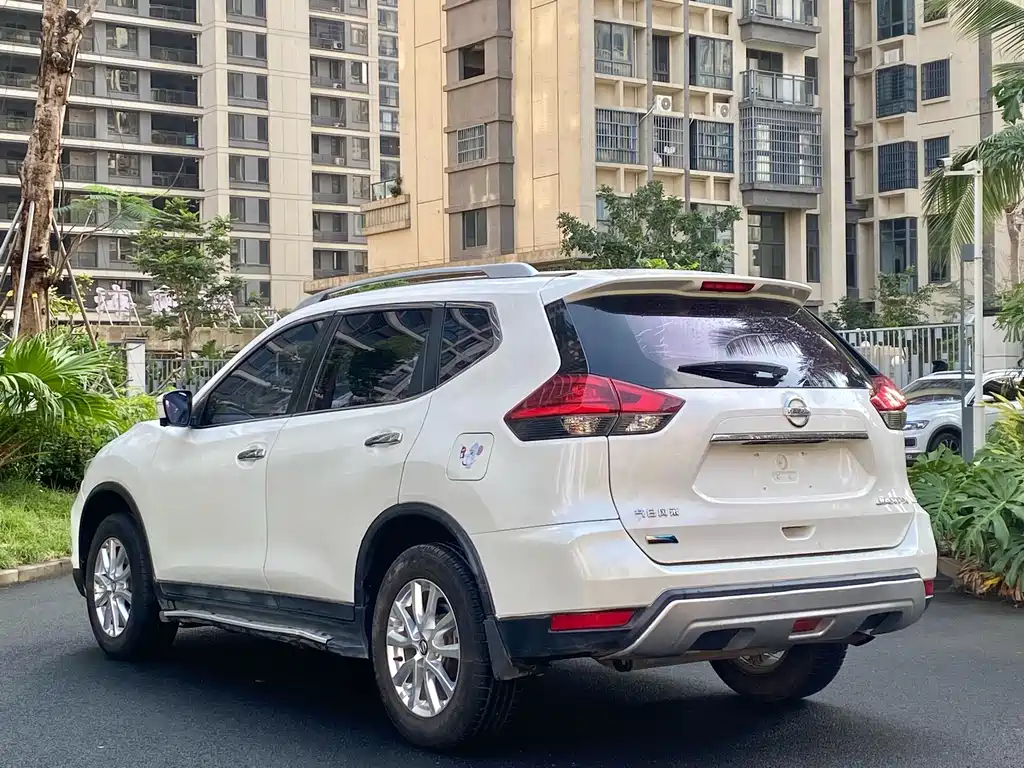 Nissan X-Trail 2018 — фото 7