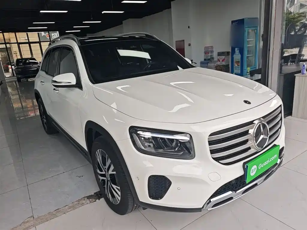 Mercedes-Benz GLB 2024 — фото 4
