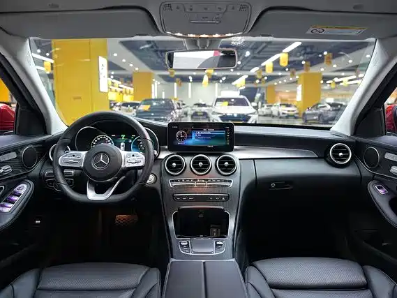 Mercedes-Benz C-Class 2020