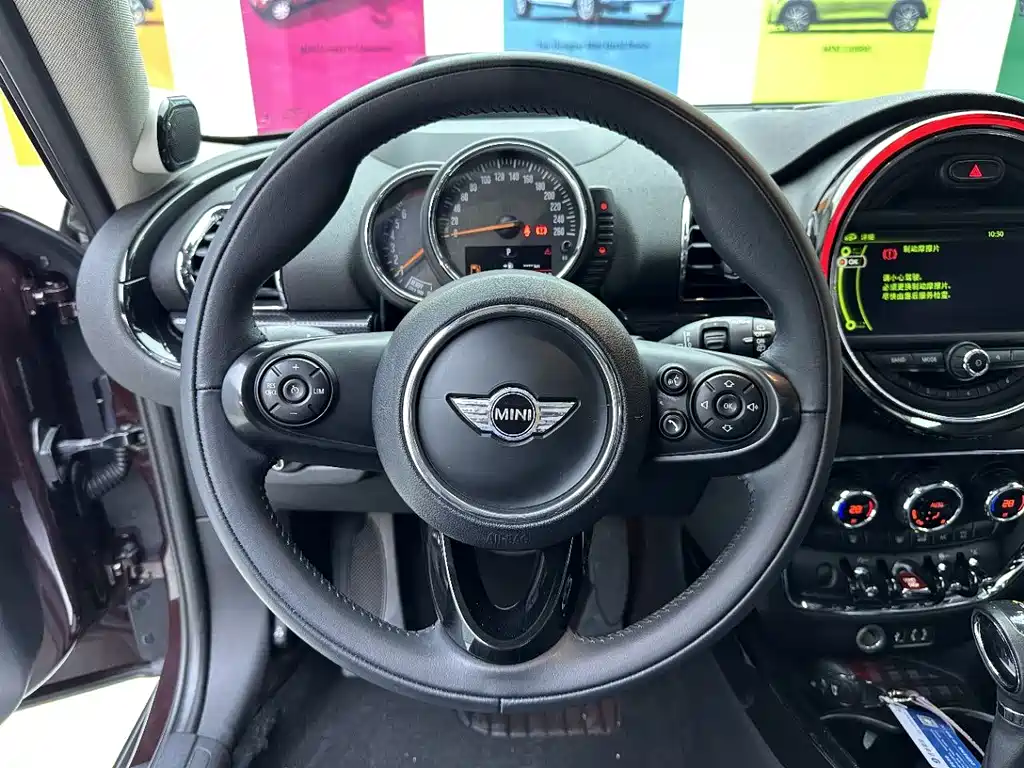 MINI Clubman 2016 — фото 15