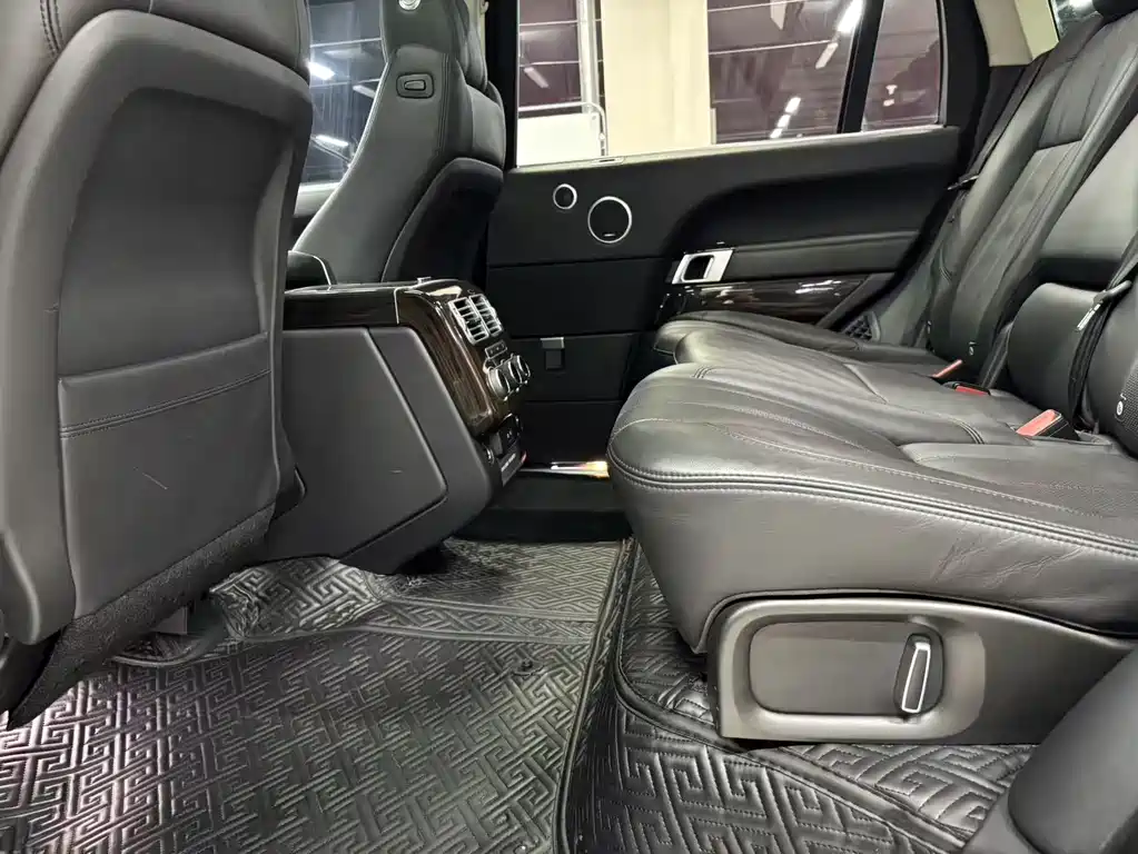 Land Rover Range Rover 2017 — фото 18
