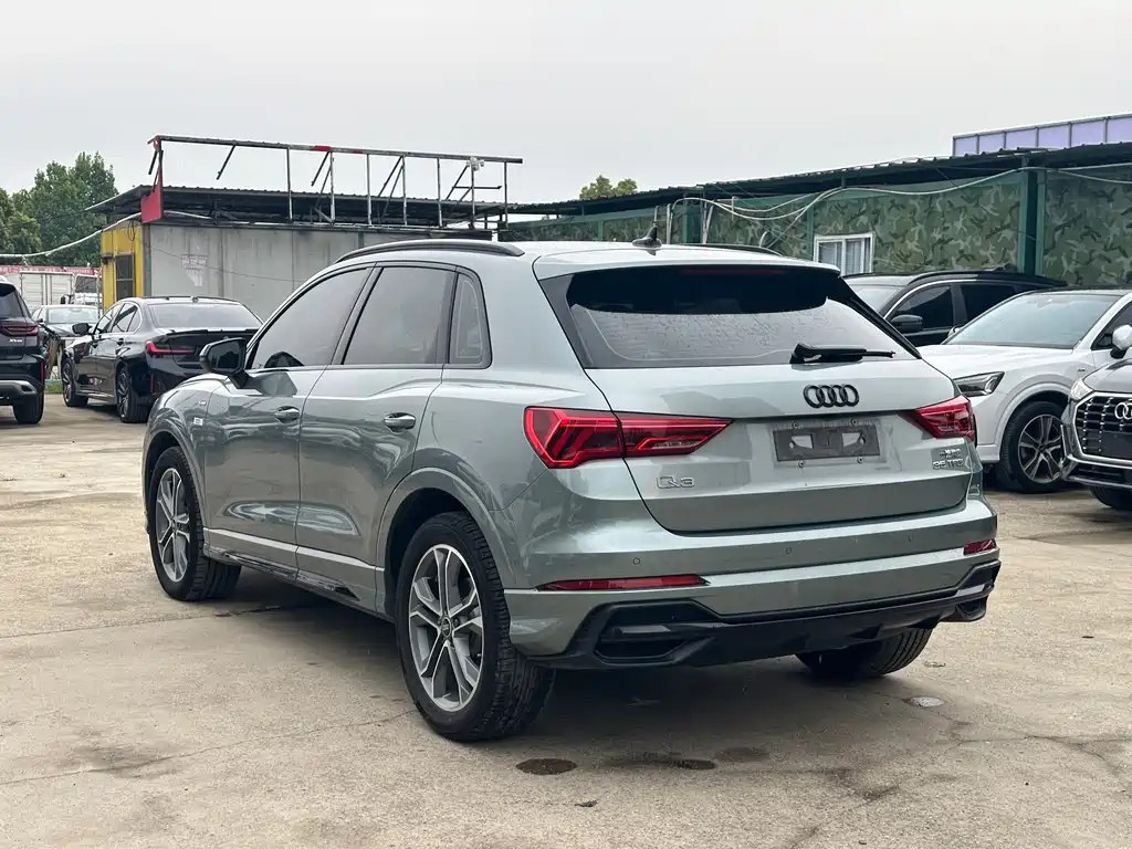 Audi Q3 2023 — фото 9