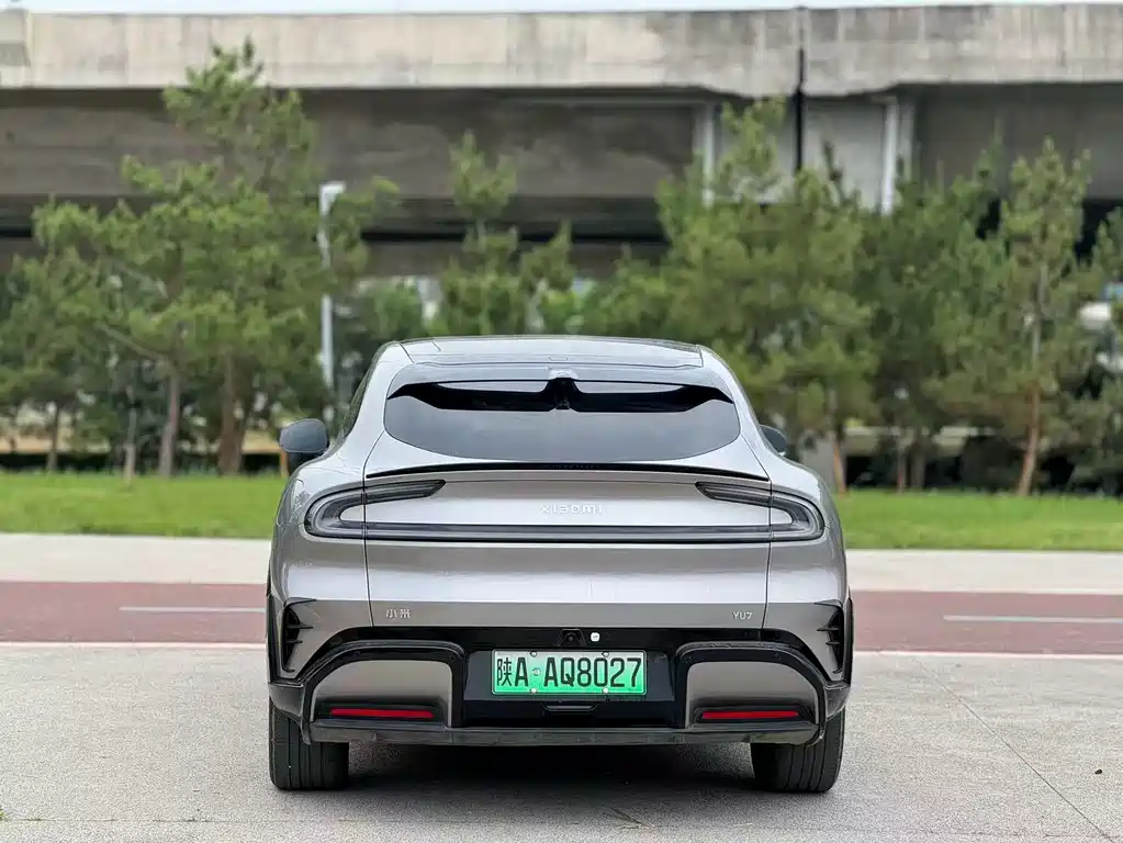 Xiaomi YU7 2025