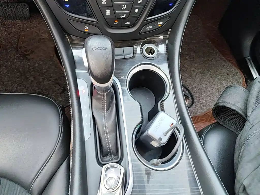 Buick Envision Plus 2021 — фото 14