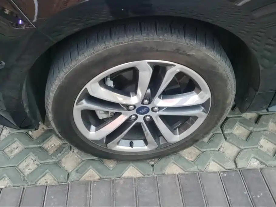 Ford Edge 2019