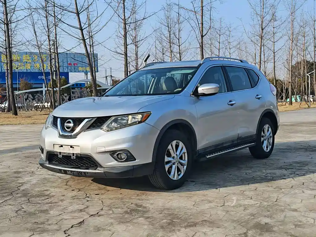 Nissan X-Trail 2014 — фото 1