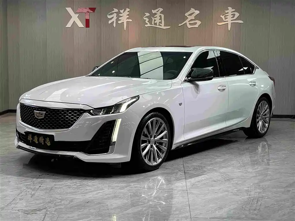Cadillac CT5 2022 — фото 1