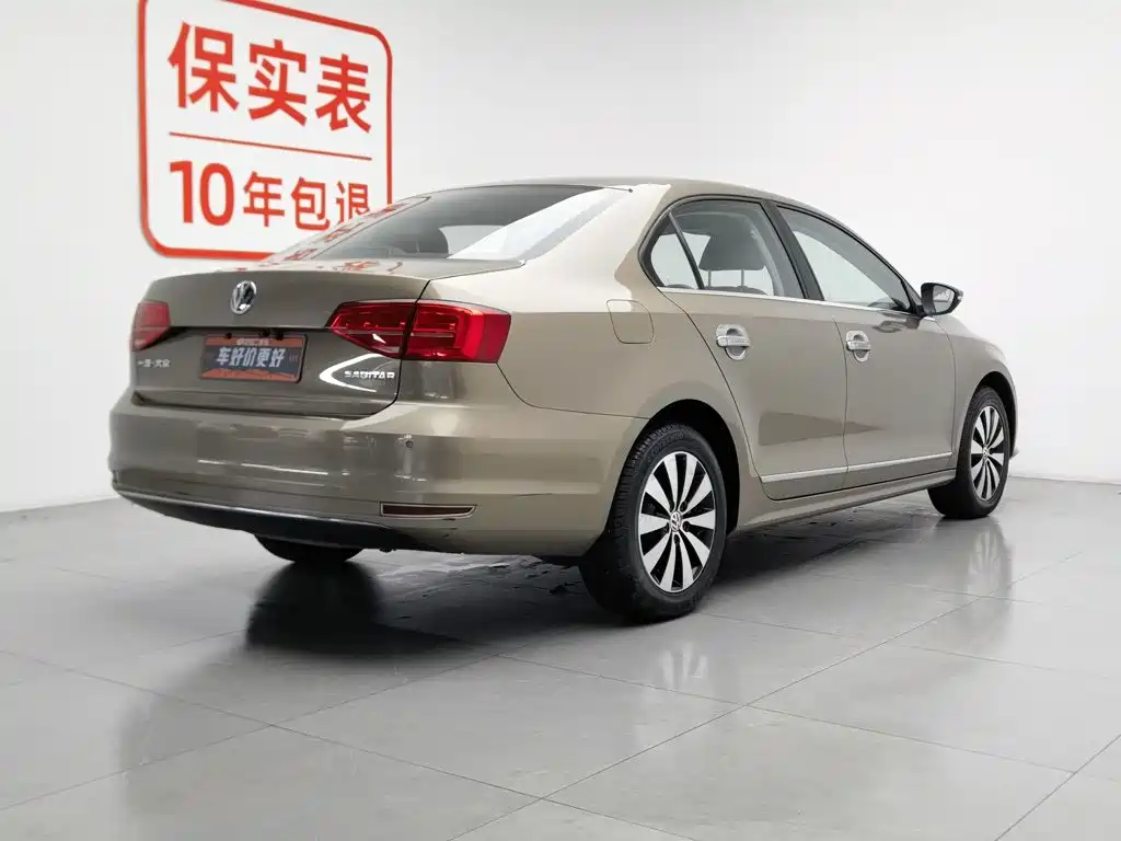 Volkswagen Sagitar 2016