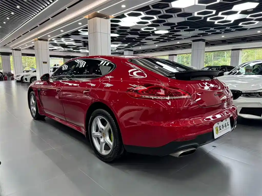 Porsche Panamera 2014 — фото 10