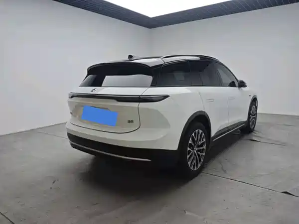 NIO ES6 2024