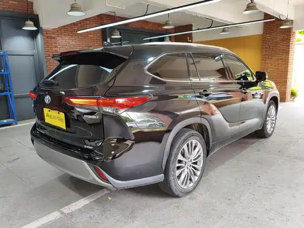 Toyota Highlander 2022