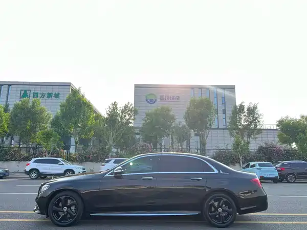 Mercedes-Benz E-Class 2018