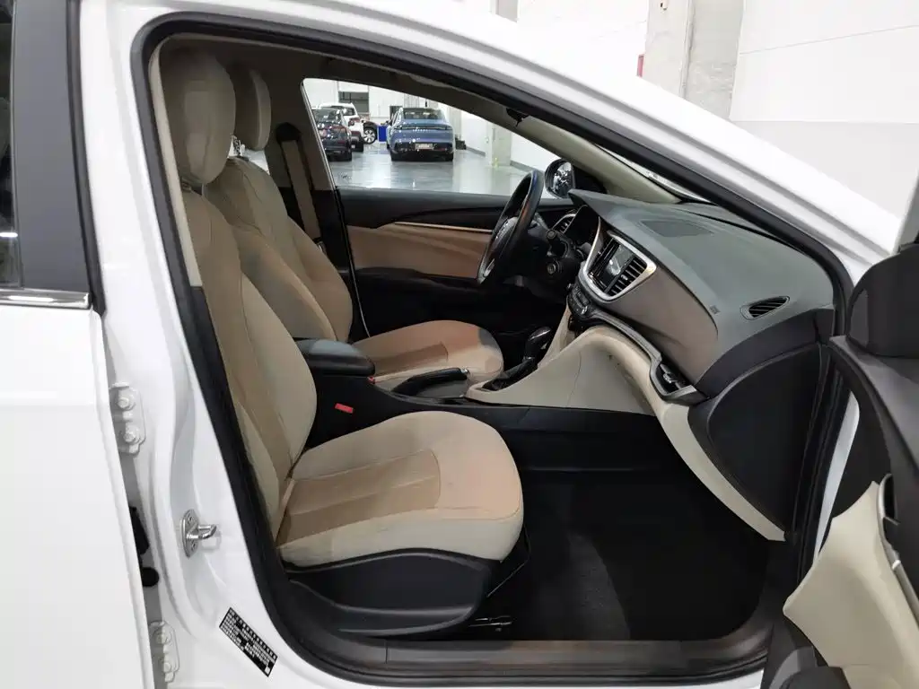 Buick Excelle GT 2019 — фото 23