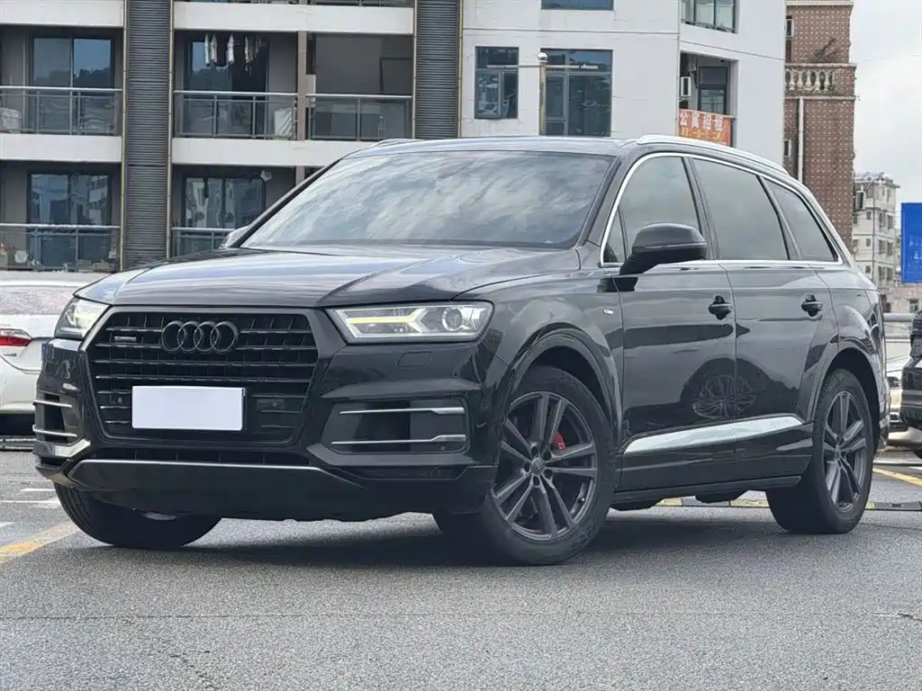 Audi Q7 2016