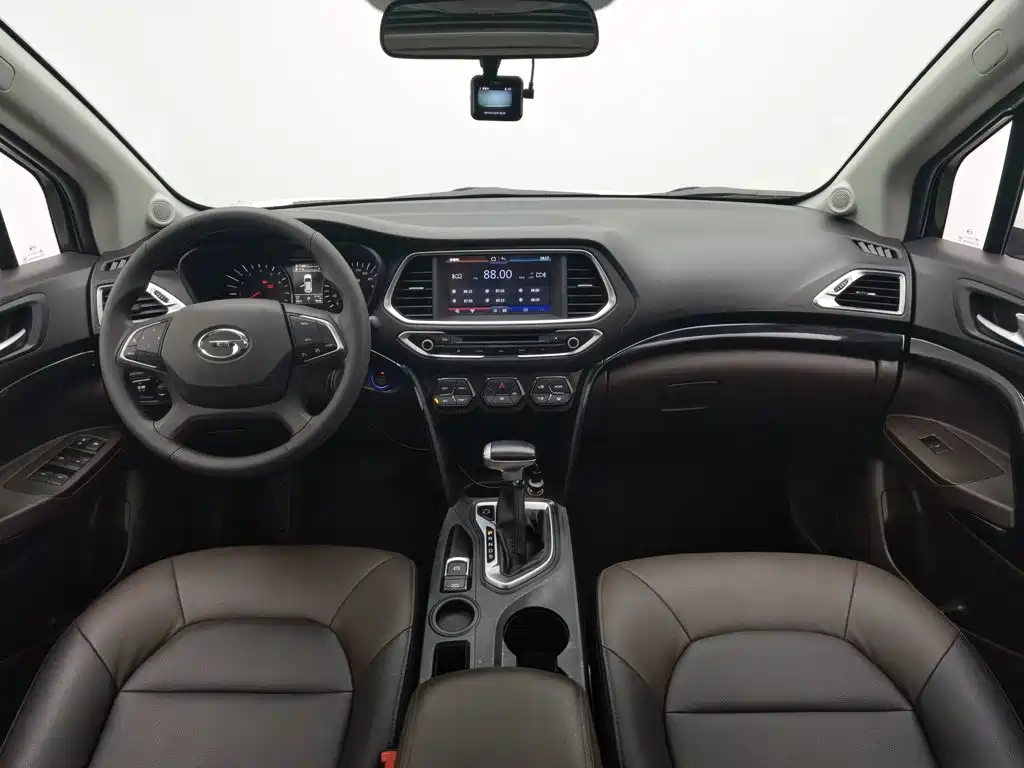 GAC Trumpchi GS4 2016 — фото 5