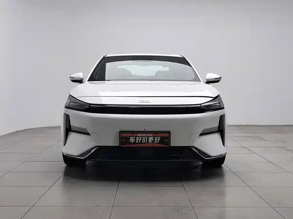 Geely Galaxy L6 2024
