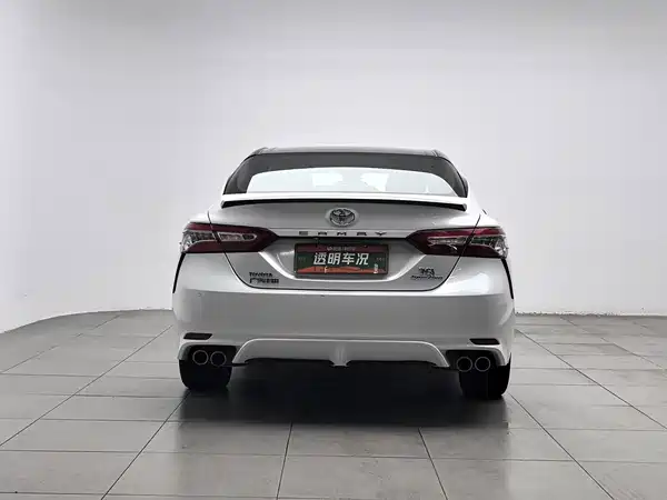 Toyota Camry 2019