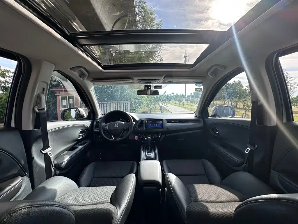 Honda Vezel 2019 — фото 8
