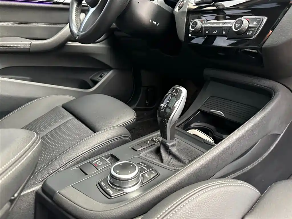 BMW X1 2022 — фото 18