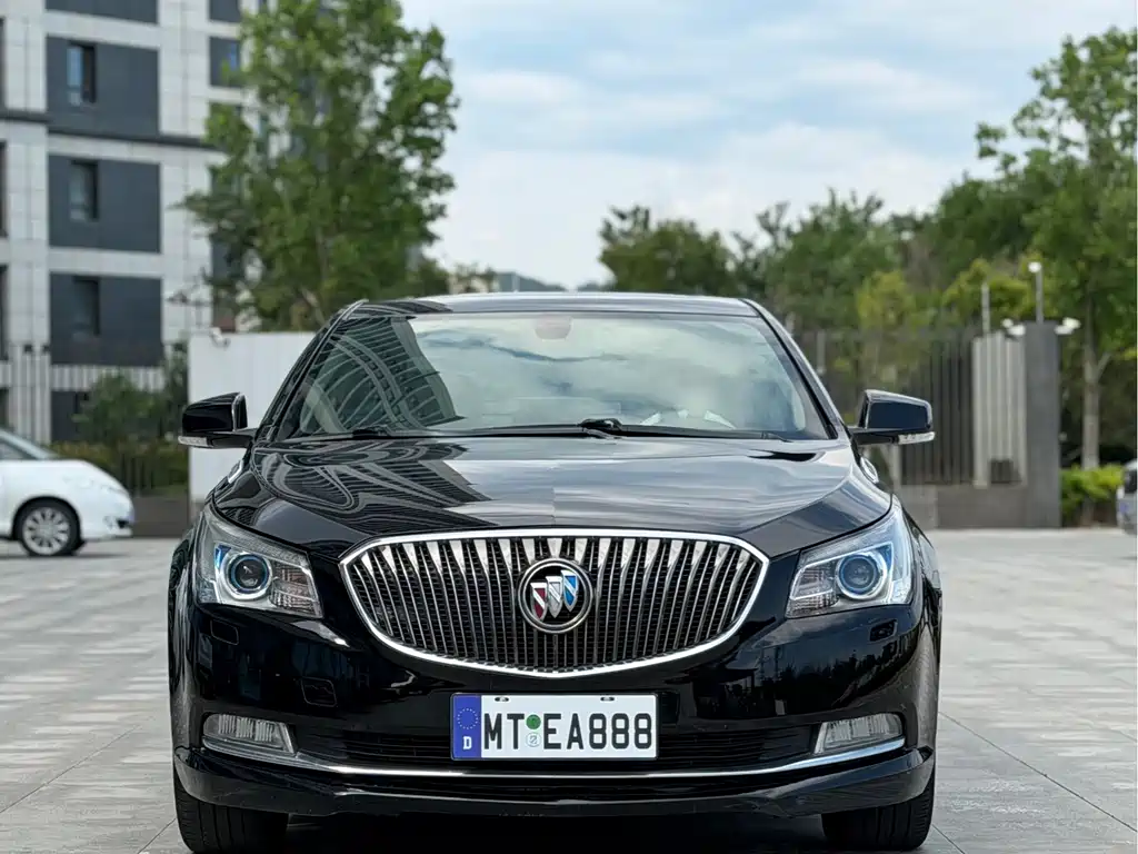 Buick LaCrosse 2013 — фото 2