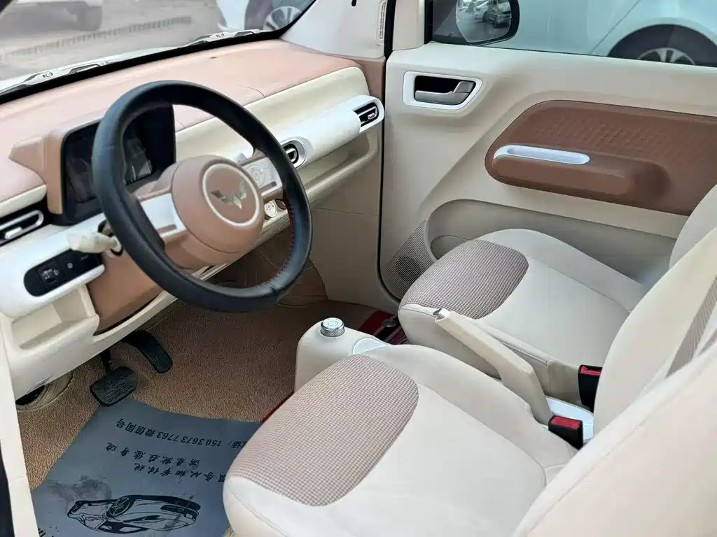 Wuling Hongguang MINIEV 2025