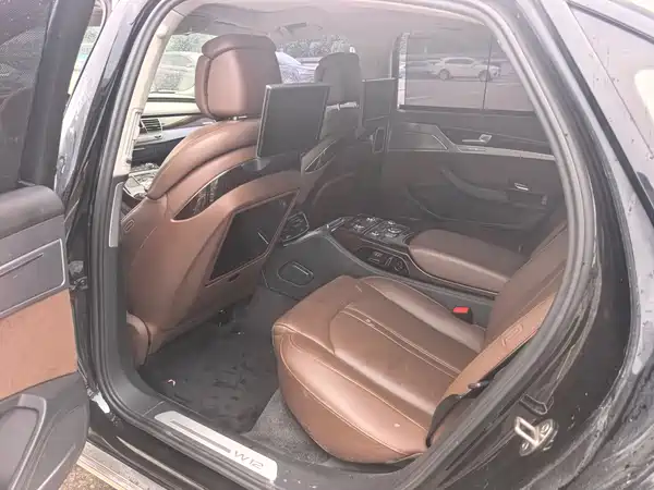 Audi A8 2015
