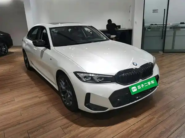BMW 3 Series 2025