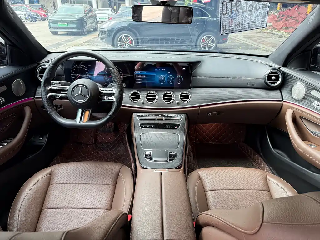 Mercedes-Benz E-Class 2021 — фото 14