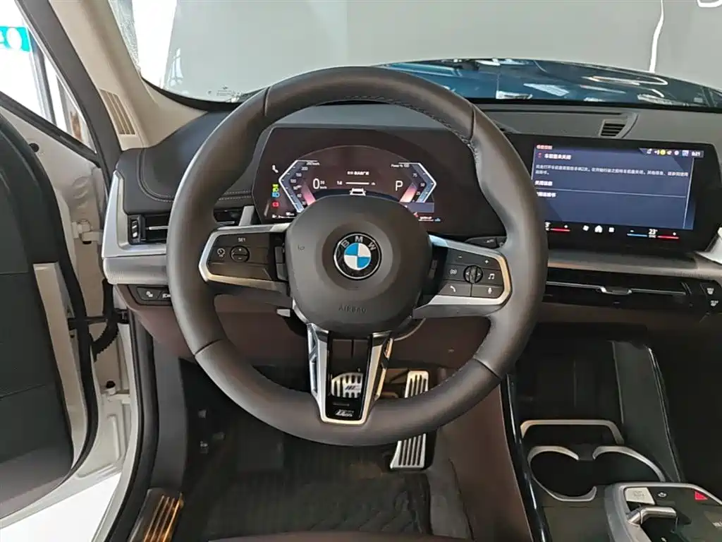 BMW X1 2025 — фото 11