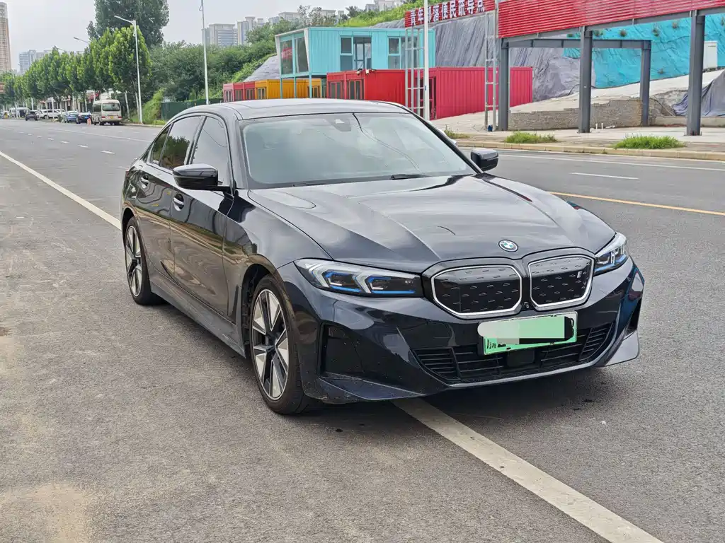 BMW i3 2023