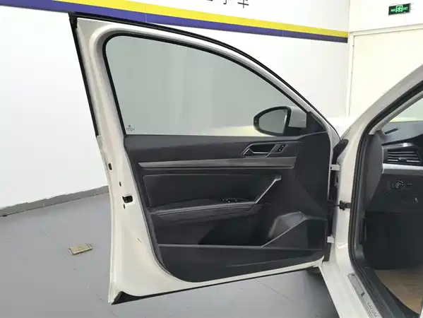 Volkswagen Lavida 2021