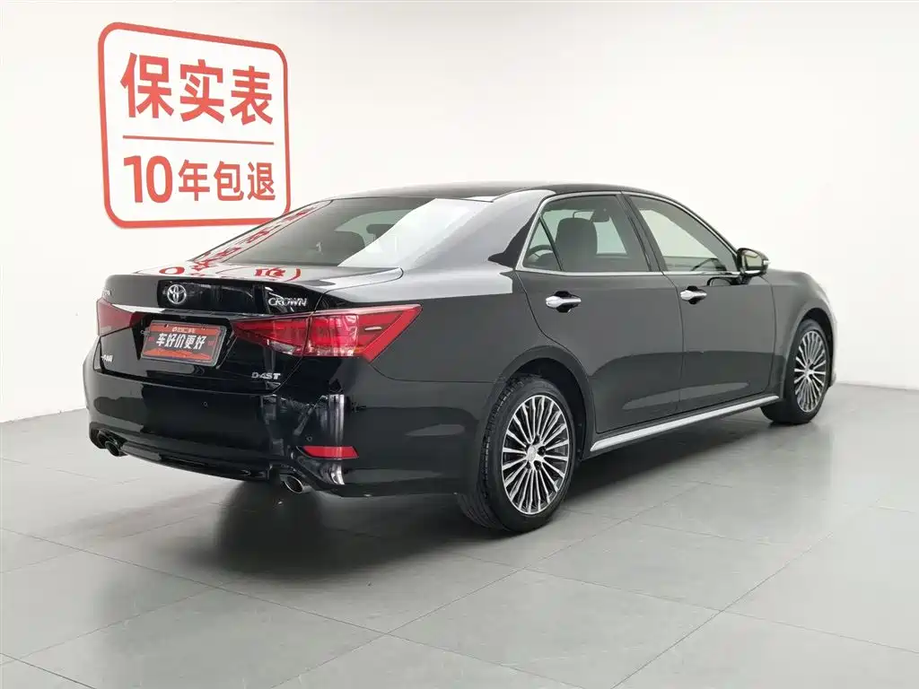 Toyota Crown 2018 — фото 2