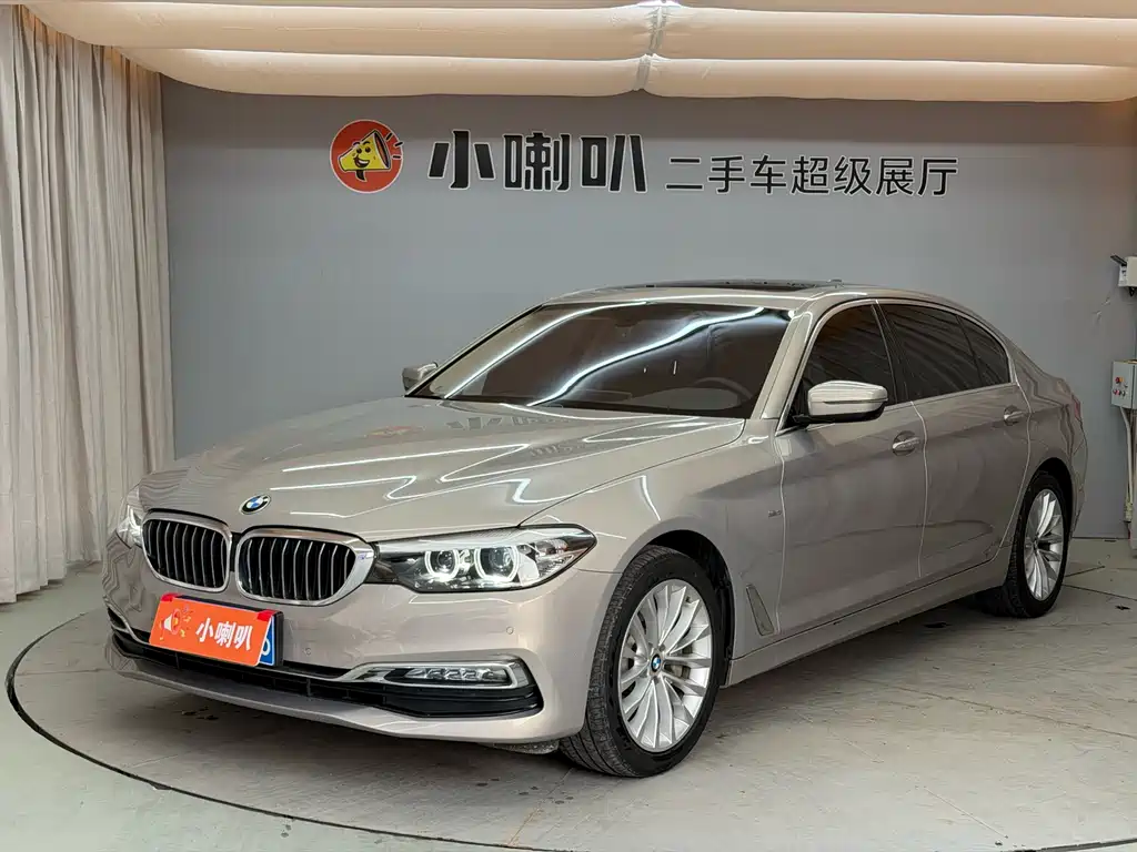 BMW 5 Series 2017 — фото 1