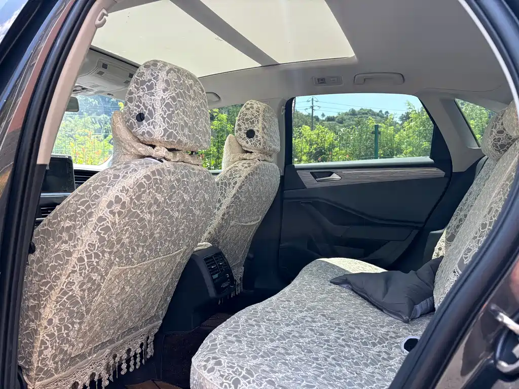 Volkswagen Sagitar 2025