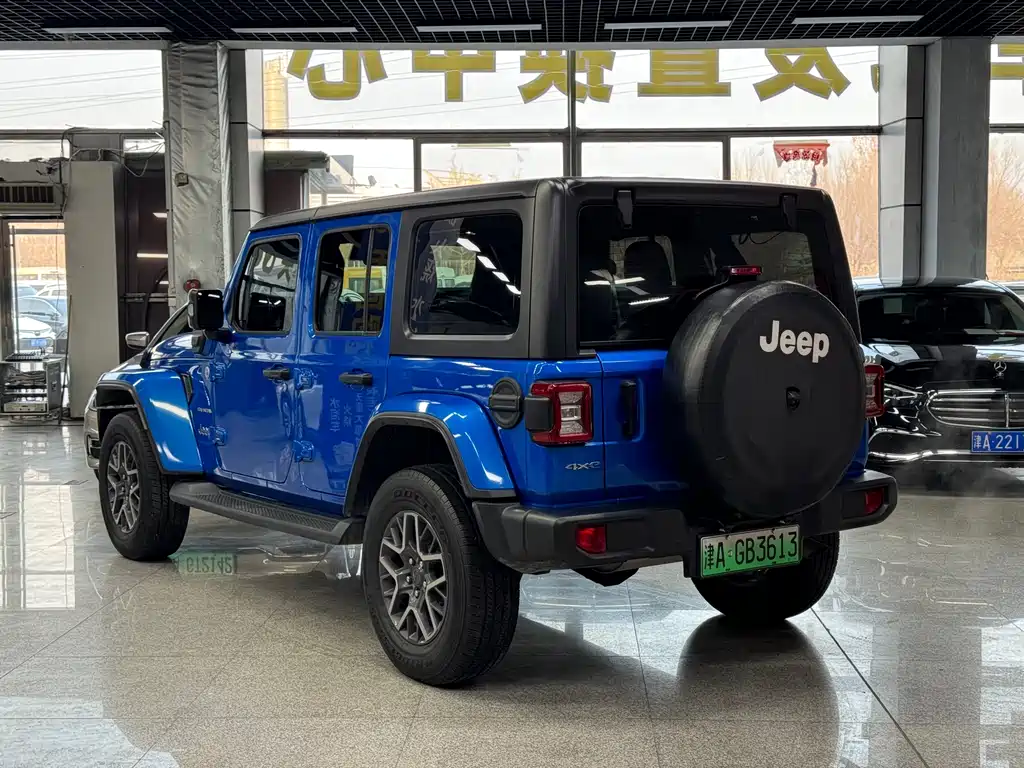 Jeep Wrangler PHEV 2022 — фото 13