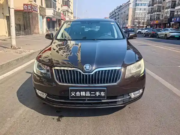 Skoda Superb 2013