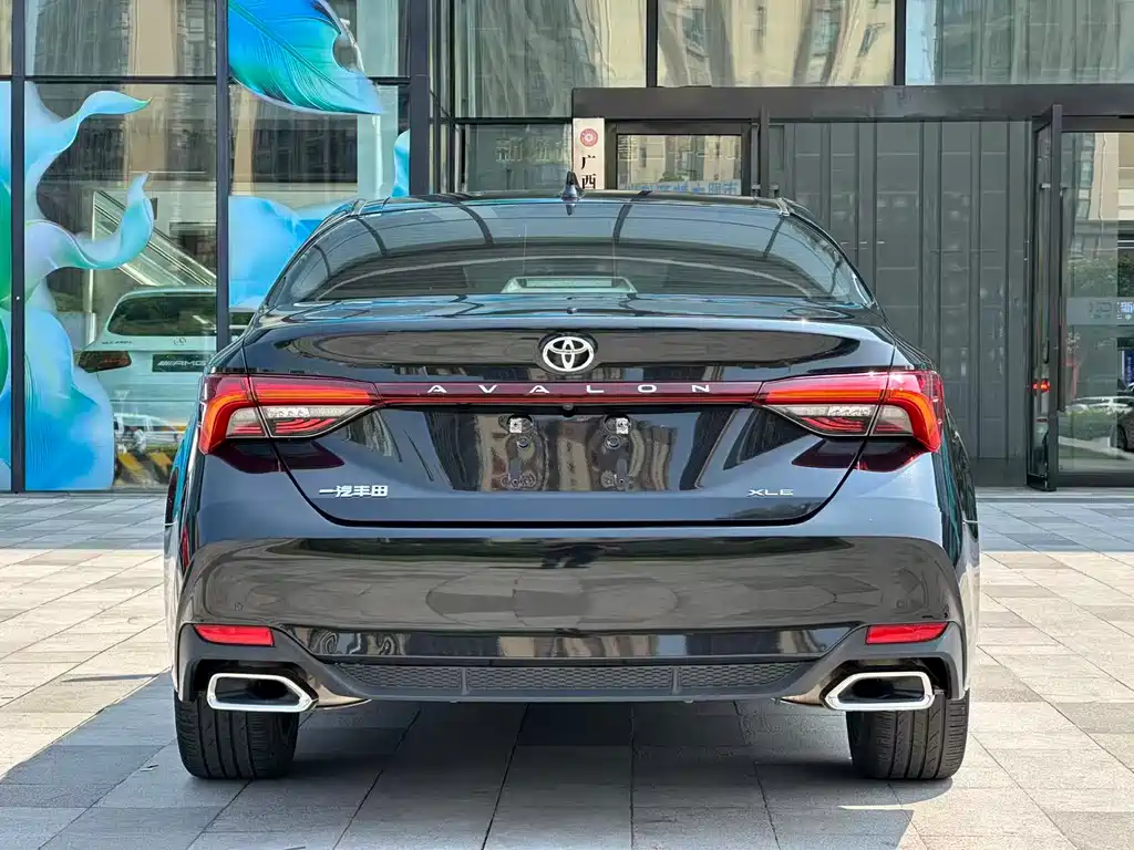 Toyota Avalon 2022 — фото 23