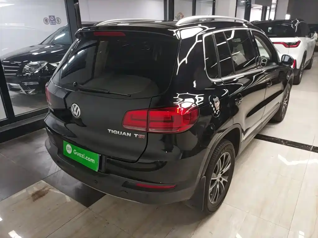 Volkswagen Tiguan 2015 — фото 7