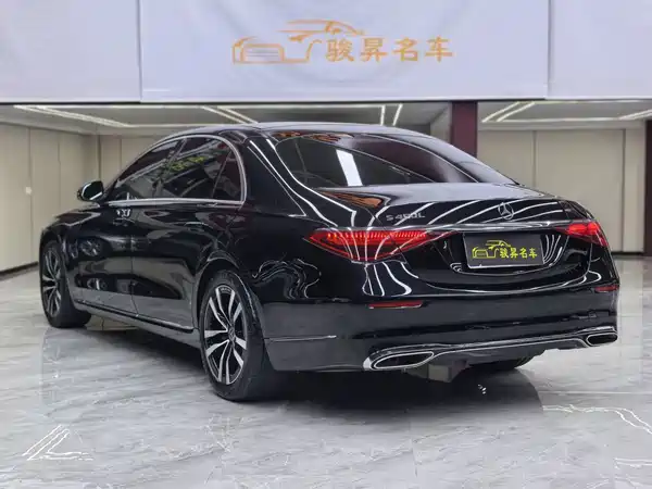 Mercedes-Benz S-Class 2022