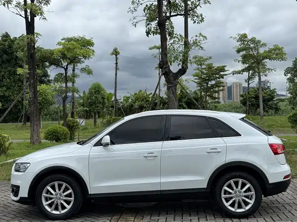 Audi Q3 2015